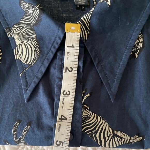 Modcloth Zebra Novelty Print Button-Up Navy Blue Plus 1X Long Sleeve Safari Top - Picture 11 of 11